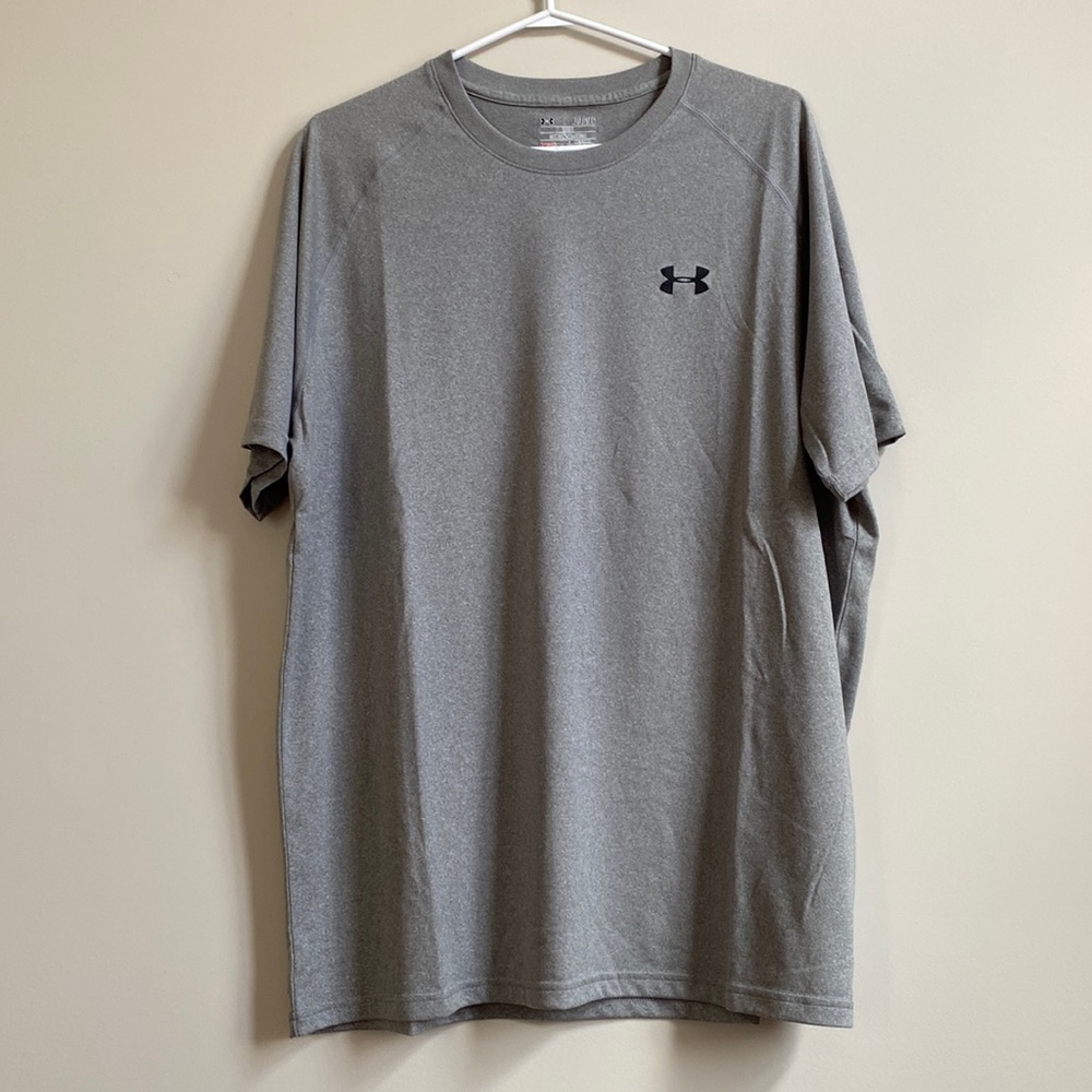 Under Armour t-shirt